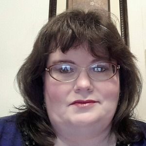 Meet your Posher, Becky